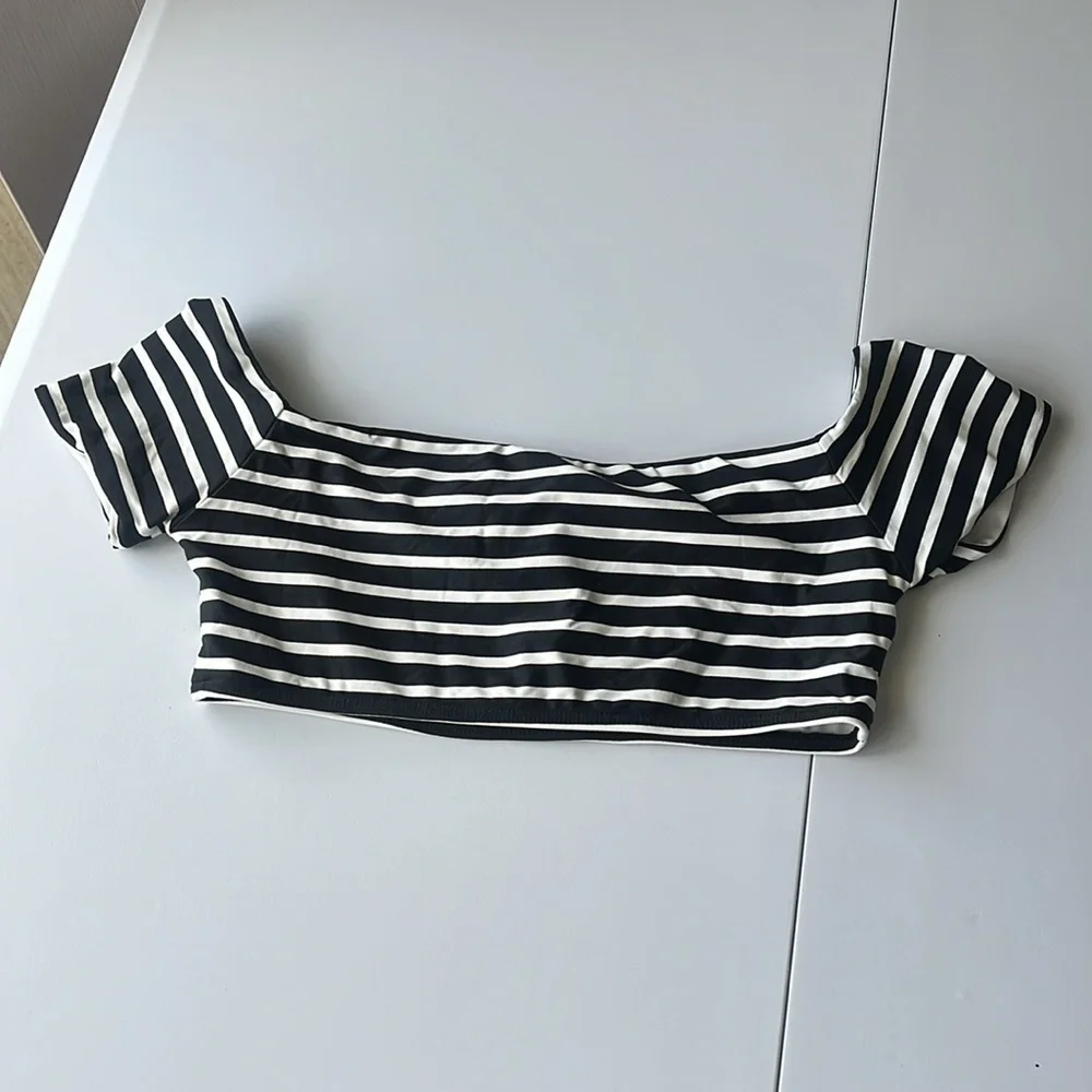 michael kors Striped Black and White bikini top extra small